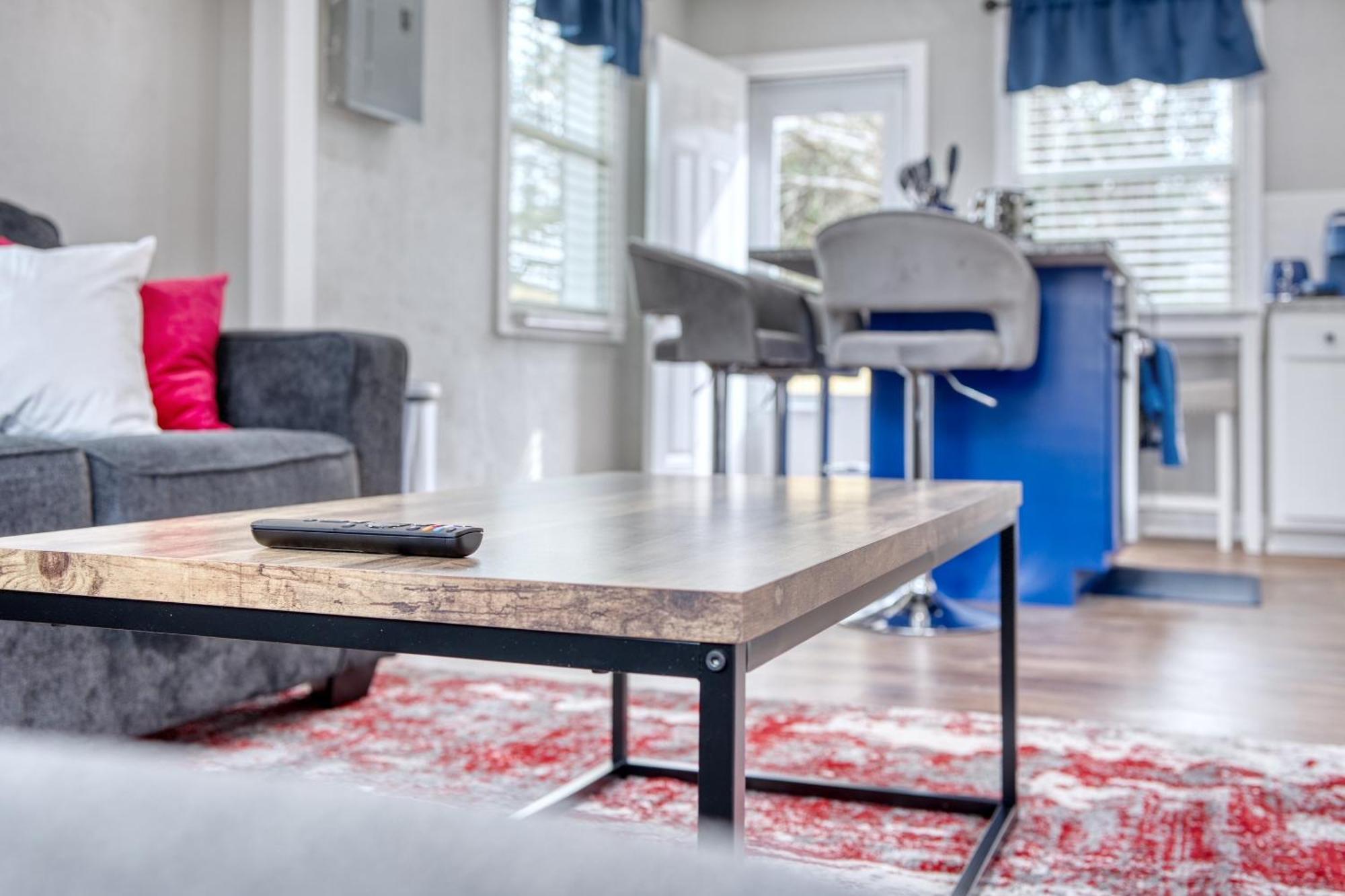 Cozy Home With City Views Columbus Bagian luar foto